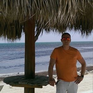 Meet your Posher, Charles